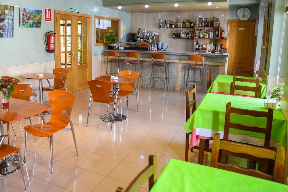 Hotel Dora Plasencia Esterno foto