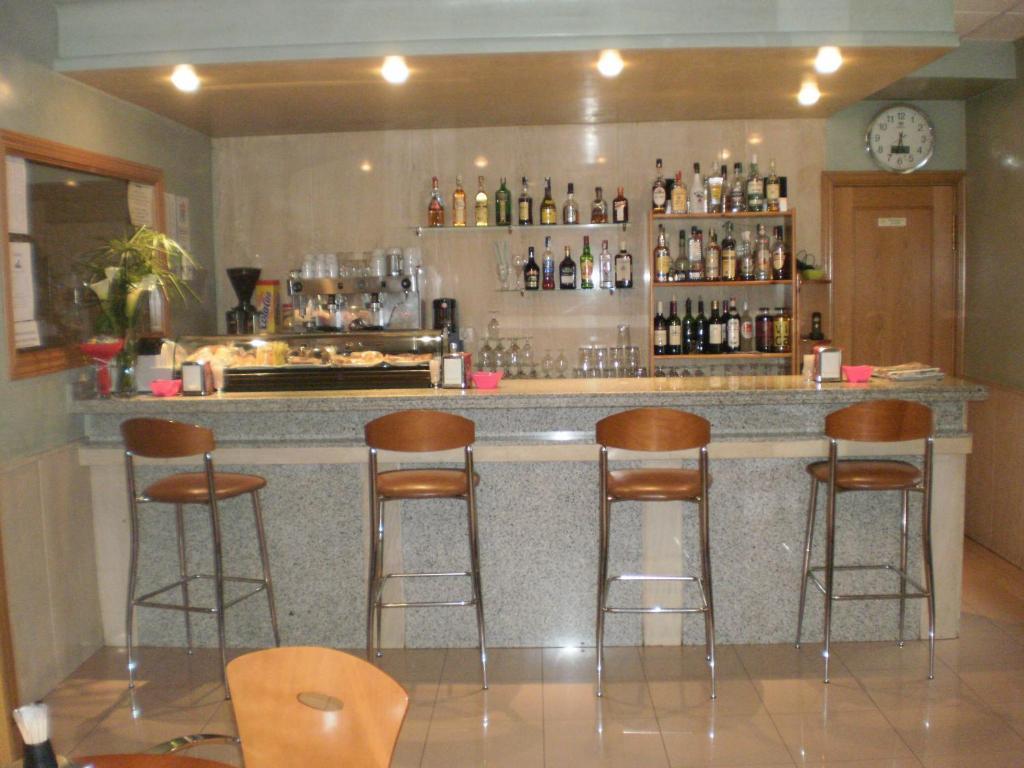 Hotel Dora Plasencia Esterno foto