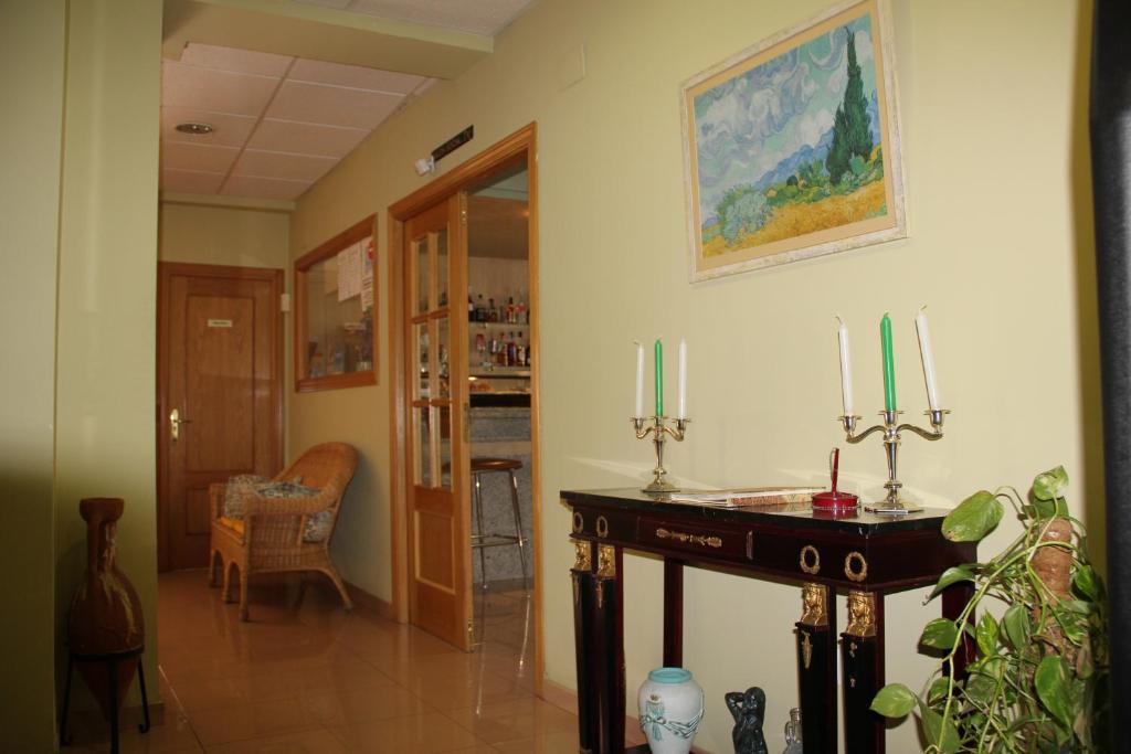 Hotel Dora Plasencia Esterno foto