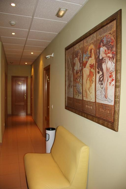 Hotel Dora Plasencia Esterno foto
